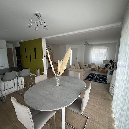 Superbe Maison Avec Jardin Bezannes Extérieur photo