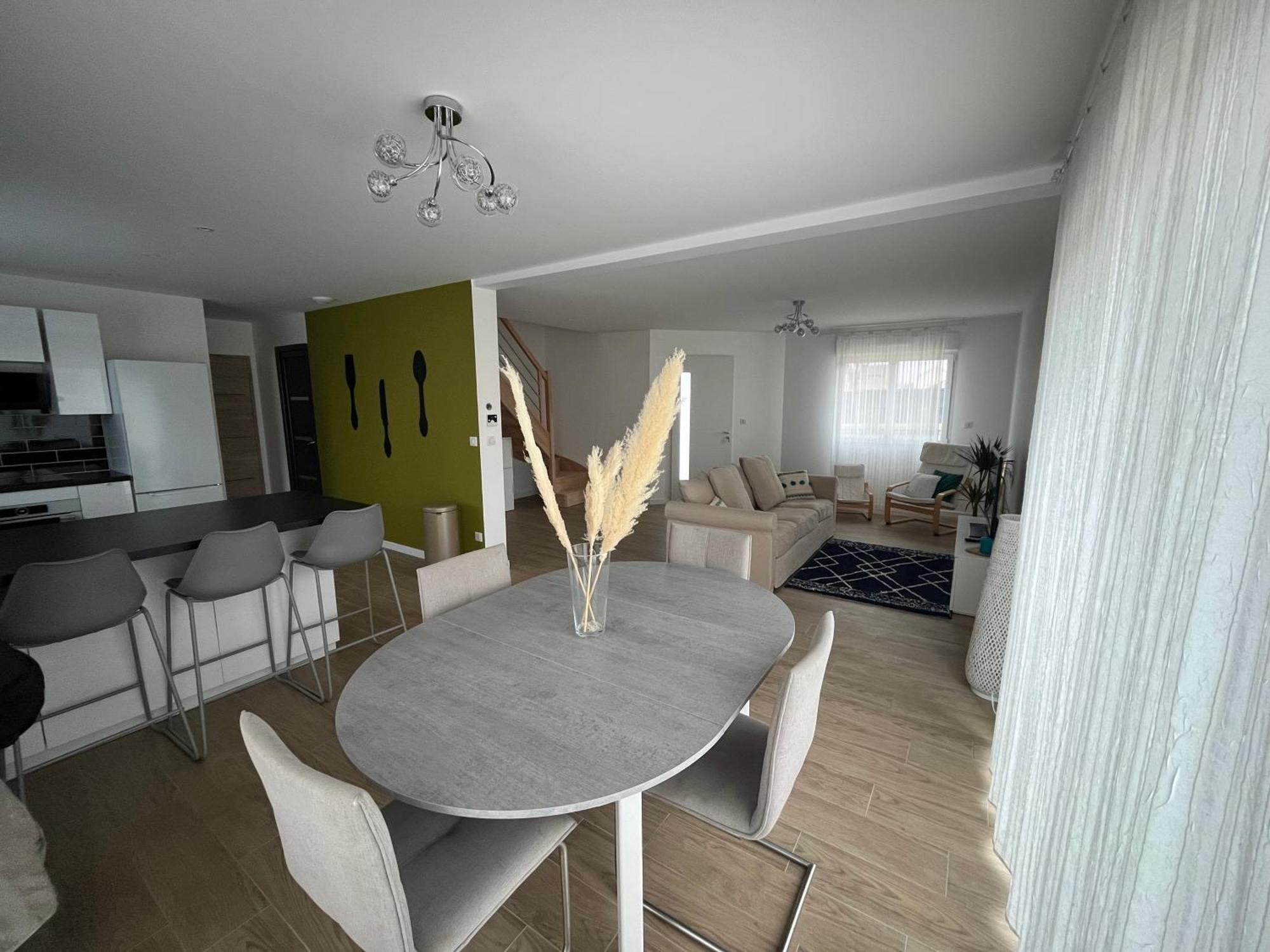 Superbe Maison Avec Jardin Bezannes Extérieur photo